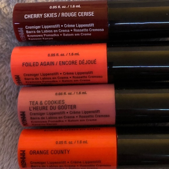 9 lipsticks/ NYX Liquid Suede cream/ Sephora Plump Lip Gloss/ L’Oréal, Clarins - Picture 4 of 14